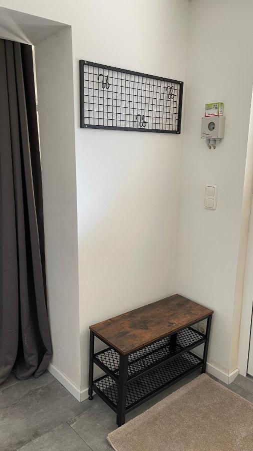 Oase Im Gruenen Hinterhof, Eg, Ruhe, Terrasse, Carport, Free Paytv, Kaffee&Tee, Fahrraeder Apartment Дуйсбург Екстериор снимка